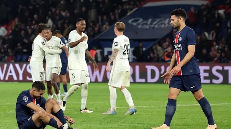 PSG vừa nhận thất bại bất ngờ trước Nice.