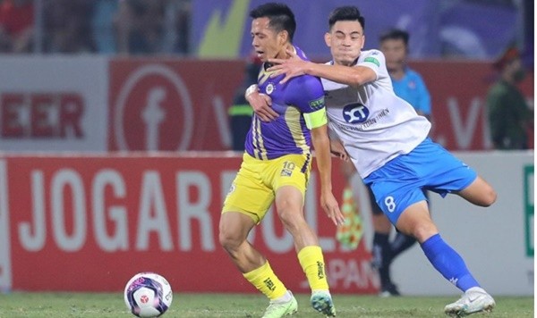 6 cầu thủ vắng mặt ở vòng 21 V-League.