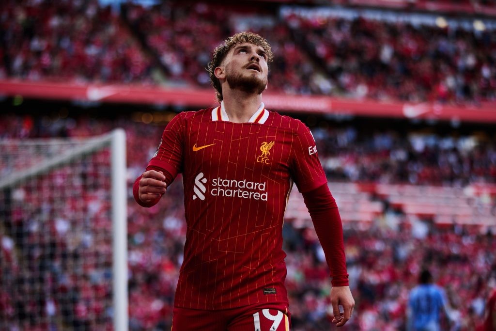 Từ một ngôi sao trẻ sáng giá dưới thời HLV Jurgen Klopp, Harvey Elliott chỉ còn là cầu thủ dự bị khi HLV Arne Slot nắm quyền.