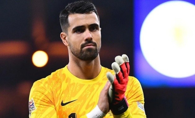 Costa lọt tầm ngắm Man City.