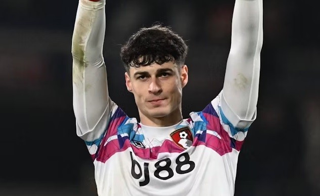 Kepa lọt tầm ngắm Leverkusen.