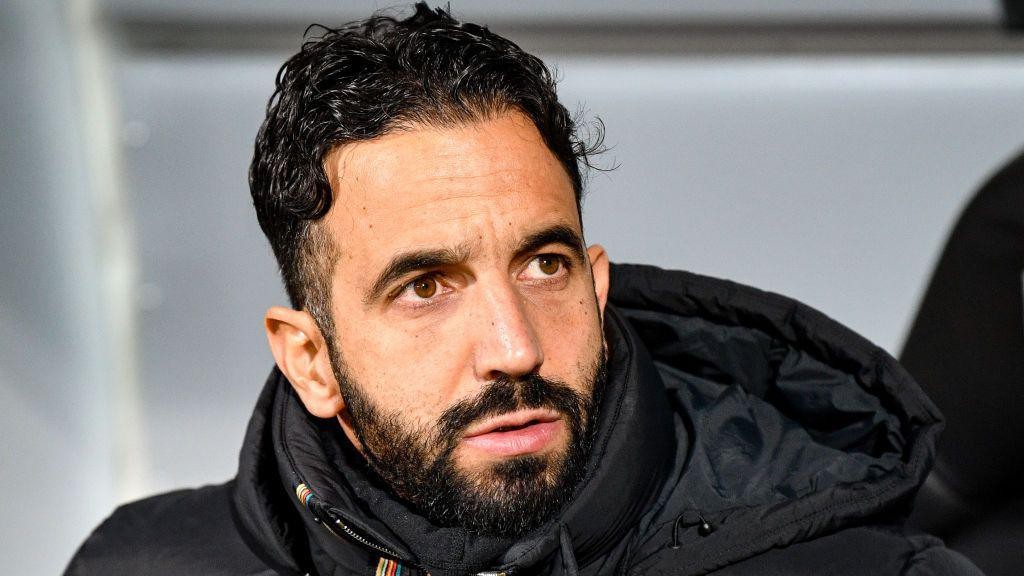 HLV Ruben Amorim cần dẫn dắt MU vô địch Europa League để có được nguồn cung tài chính nhằm phục vụ kế hoạch tái thiết lực lượng.