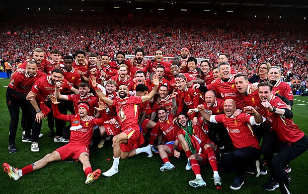 Liverpool vô địch Premier League.