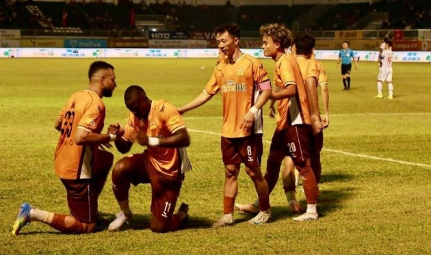 Hoàng Anh Gia Lai tương đối an toàn khi có 24 điểm.