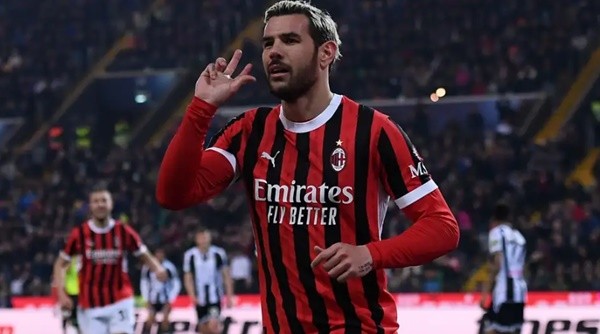 Theo Hernandez lọt vào tầm ngắm của Real.