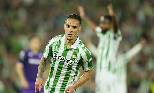 Atletico để mắt đến Antony