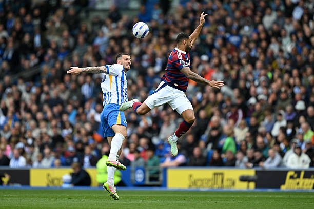 Newcastle nhọc nhằn giành 1 điểm.