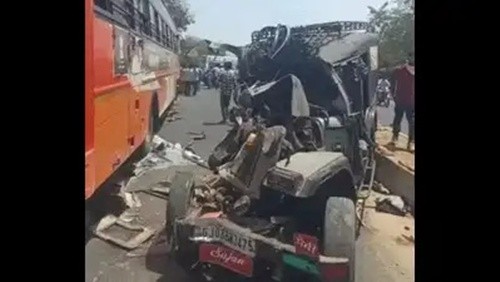 Six-killed-in-highway-accident-near-Khedbrahma