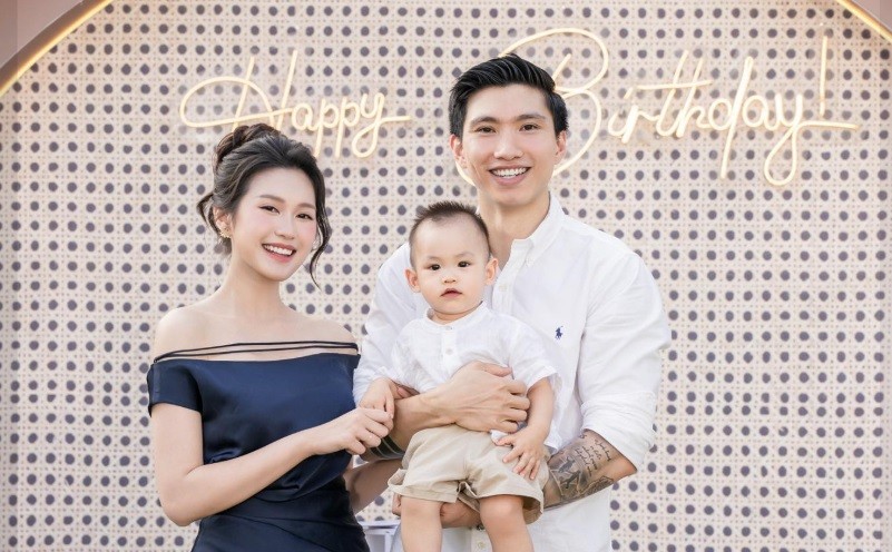 Gia đình nhỏ của Đoàn Văn Hậu.