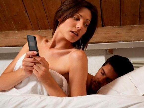 Một nhóm phụ nữ khác dễ rơi vào ngoại tình là những người thích trải nghiệm, tìm kiếm sự thay đổi và không muốn sống trong khuôn khổ ổn định.
