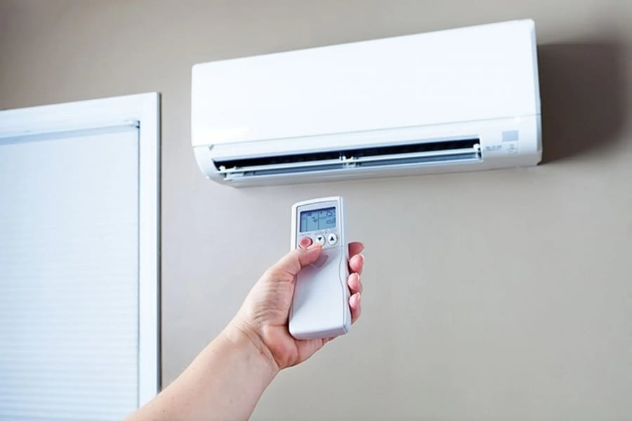 Thời tiết ngày càng nóng lên khiến nhu cầu sử dụng điều hòa trong gia đình tăng cao.