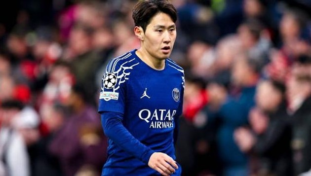 Lee Kang-in không được PSG trọng dụng.