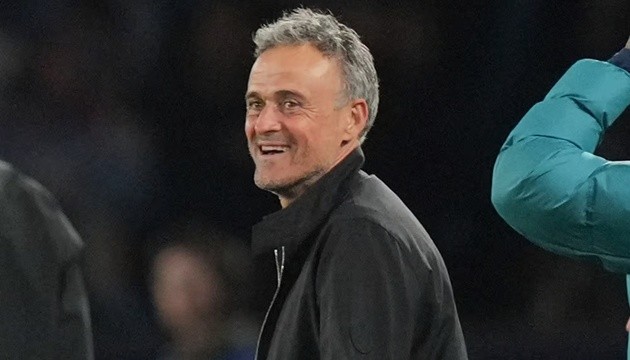 Luis Enrique cười nhạo những lời chỉ trích về chất lượng của Ligue 1 và PSG.