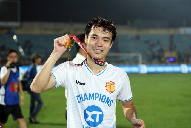 Anh đã vô địch V.League lần đầu tiên vào năm ngoái.