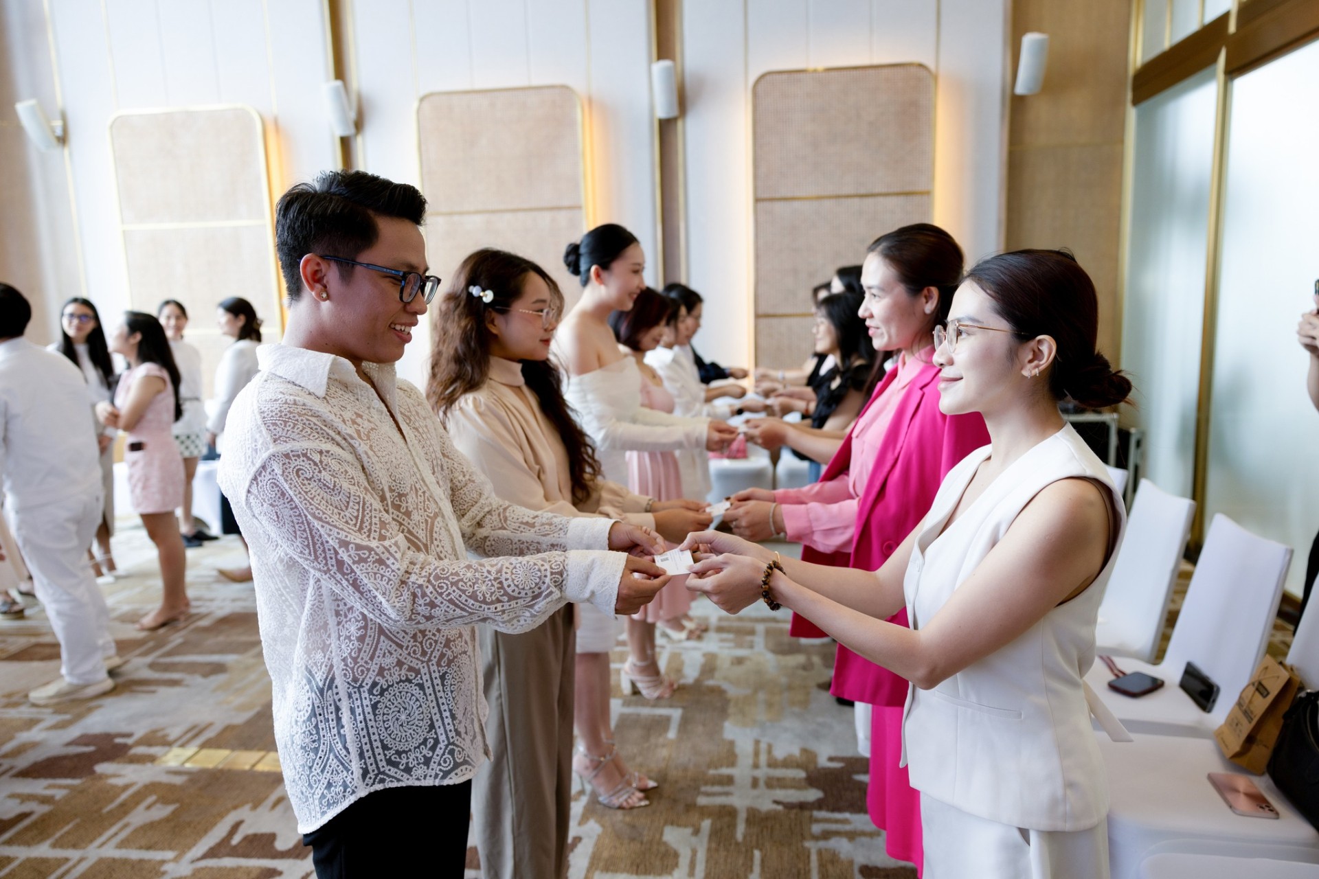 Workshop _Business Etiquette_ của Đào Hà (4)