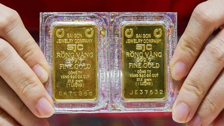Lúc 10h12', giá vàng 9999 của SJC đảo chiều tăng 700 nghìn đồng/lượng ở chiều mua vào và bán ra so với đầu giờ sáng, lên mức 118,2-120,2 triệu đồng/lượng (mua vào - bán ra).