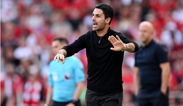 Arsenal vẫn chưa đủ điều kiện dự Champions League sau trận hòa Liverpool.