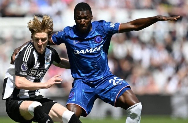Caicedo ở trận đấu Newcastle.
