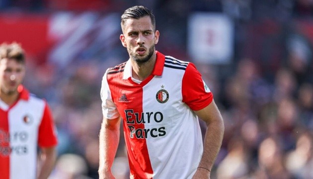 AC Milan cạnh tranh David với Juventus.