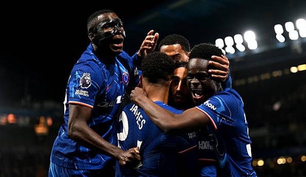 Marc Cucurella ghi bàn thắng duy nhất giúp Chelsea đánh bại Manchester United.