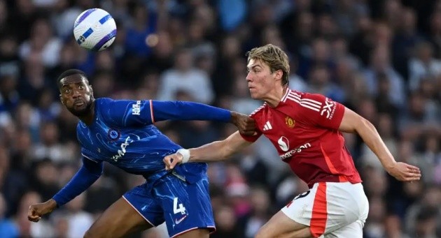 Hàng công Man Utd gây thất vọng.