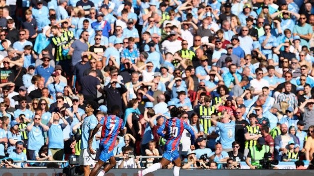Trên sân Wembley, bàn thắng duy nhất của Eberechi Eze giúp Crystal Palace phá dớp lịch sử không danh hiệu trong suốt 120 năm tồn tại.
