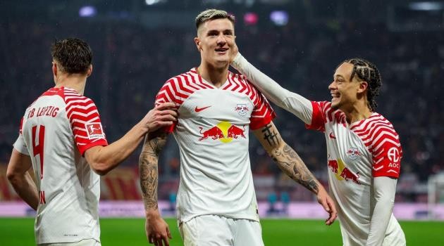 Sesko và Simons đều có thể rời RB Leizpig.
