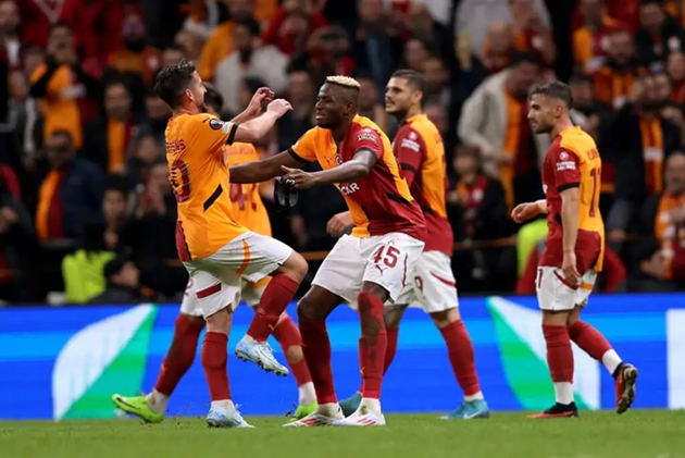 Galatasaray chính thức đăng quang Super Lig.