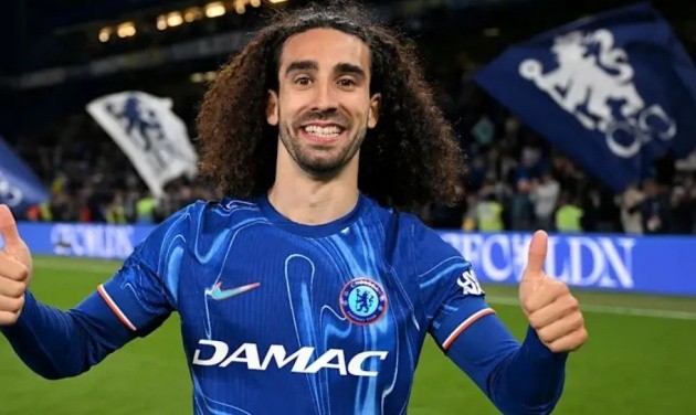 DAMAC xuất hiện trên áo đấu Chelsea.