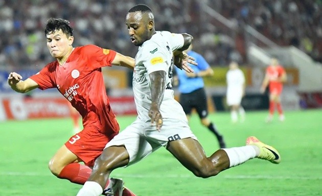 Bình Định kiên cường hòa Viettel dù bị dẫn trước 2 bàn