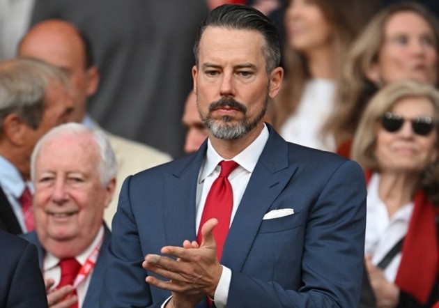 Giám đốc Arsenal, Josh Kroenke xác nhận sẽ đầu tư lớn hè này.