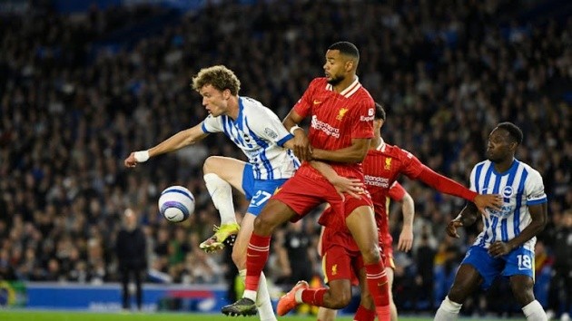 Brighton ngược dòng đánh bại Liverpool.