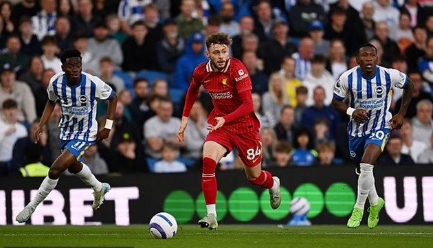 Bradley có pha kiến tạo ấn tượng trước Brighton