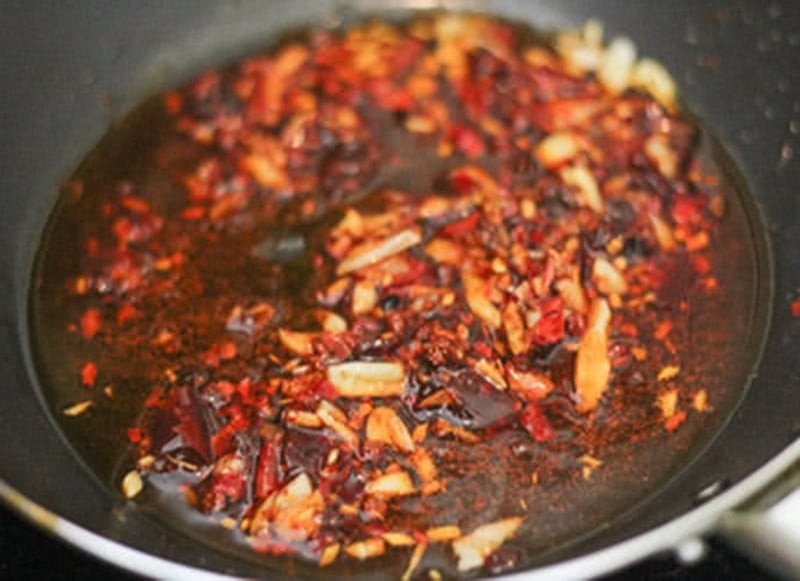 Làm nước sốt
