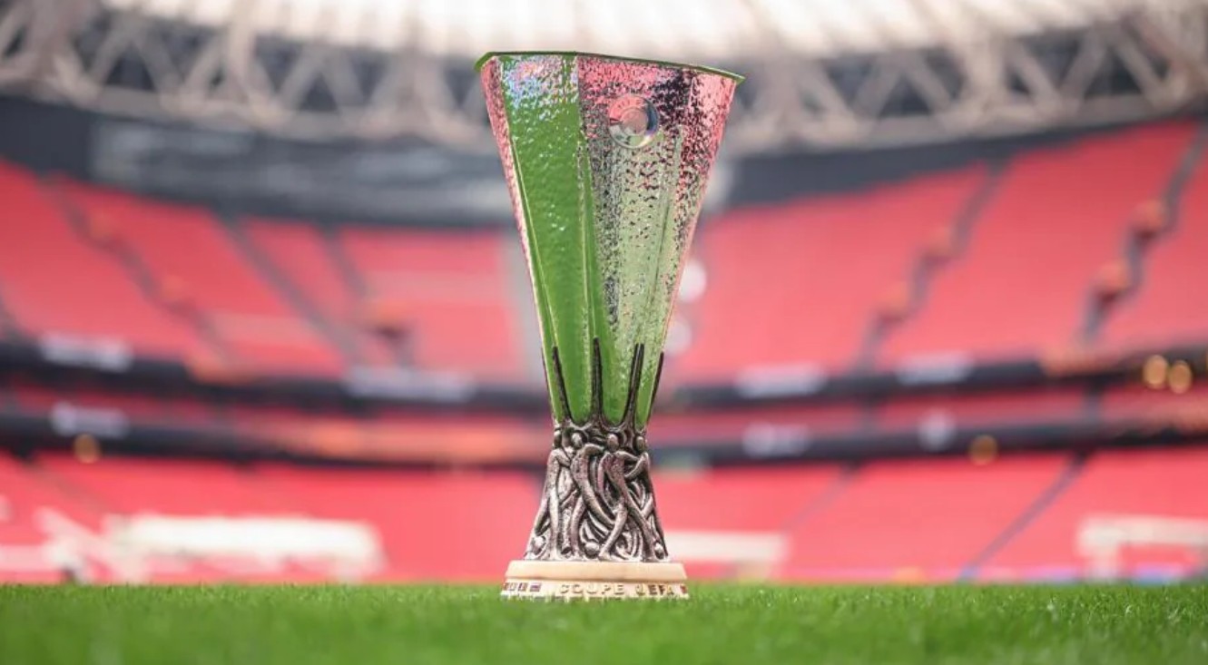 Sân San Mames sẽ chứng kiến khoảnh khắc đăng quang của tân vương Europa League 2025.
