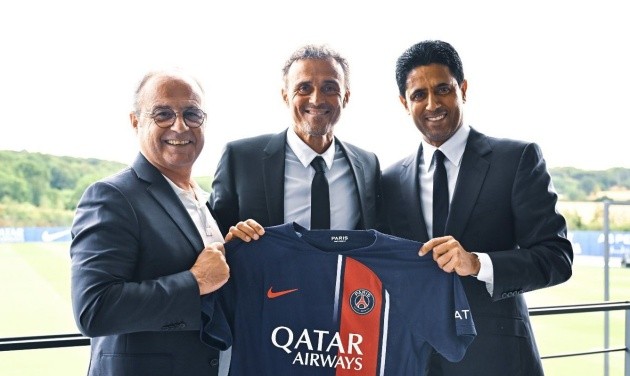 Campos gia hạn hợp đồng với PSG.