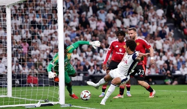 Man Utd trắng tay sau trận thua Tottenham và chịu rất nhiều sức ép.