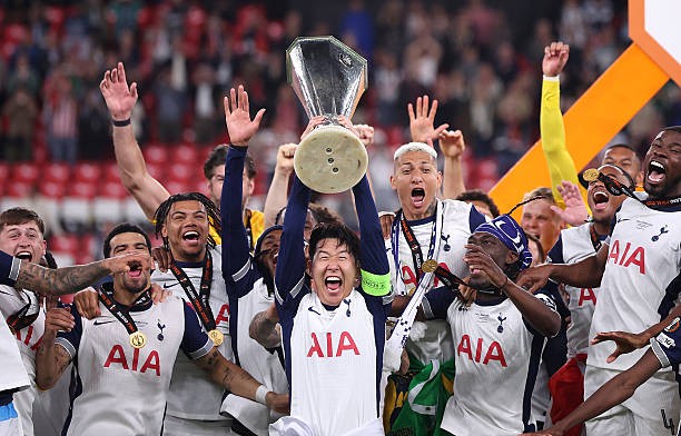 Tottenham cũng góp mặt trong danh sách này.
