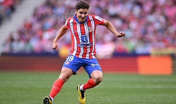 Alvarez đang được Barca nhắm đến.