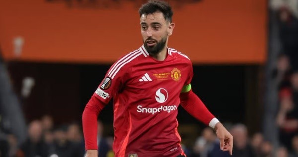 Bruno có thể rời Man Utd hè này.