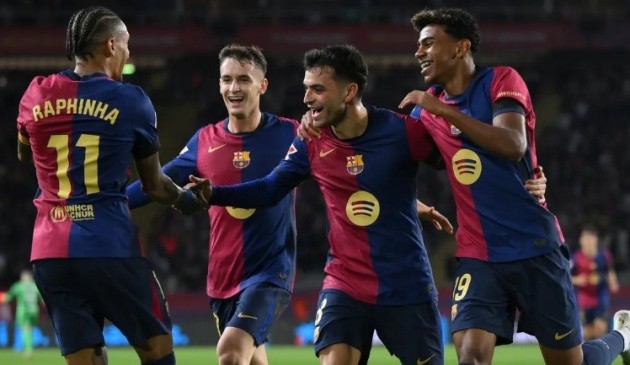 Barcelona vô địch La Liga.