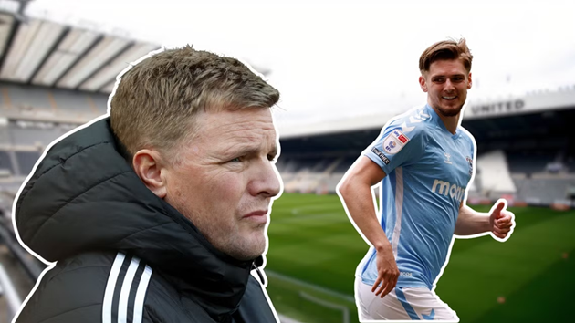 HLV Howe và Newcastle quan tâm đến Rudoni.