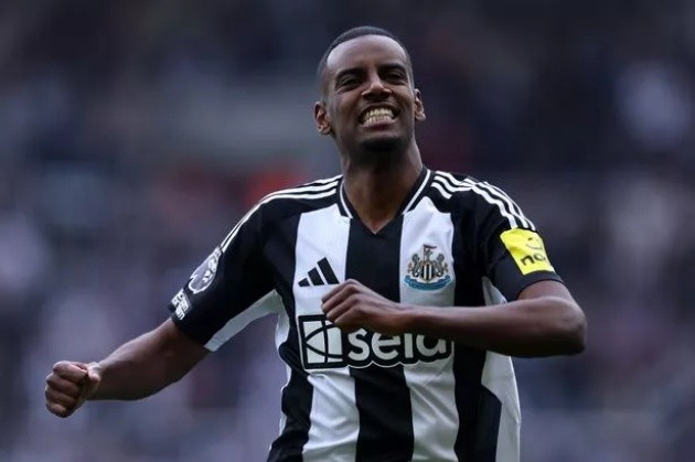 Hàng công Liverpool sẽ rất đáng sợ nếu có thêm Isak.
