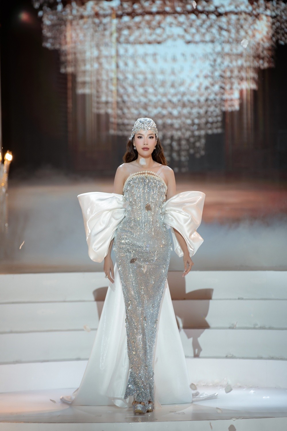 chung thanh phong bst vay cuoi20250526-214108-hung thanh phong (11)