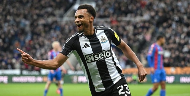 Jacob Murphy gây ấn tượng trong màu áo Newcastle United.