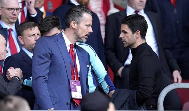 Mikel Arteta chuẩn bị họp với ban lãnh đạo Arsenal.