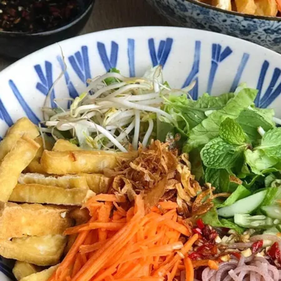 Thanh mát bún trộn