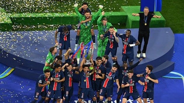 Luis Enrique giúp PSG lần đầu tiên vô địch Champions League.