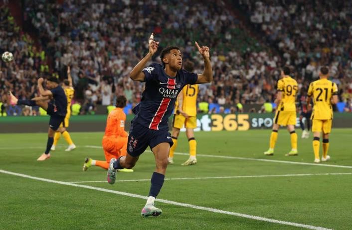 PSG thiết lập kỷ lục chiến thắng cách biệt lớn nhất trong một trận chung kết Champions League với màn hủy diệt Inter Milan 5-0.