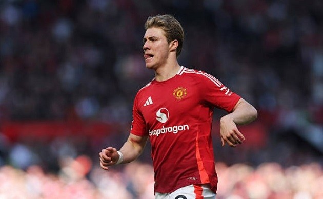 Man Utd cần một tiền đạo mới để giải quyết bài toán hàng công.